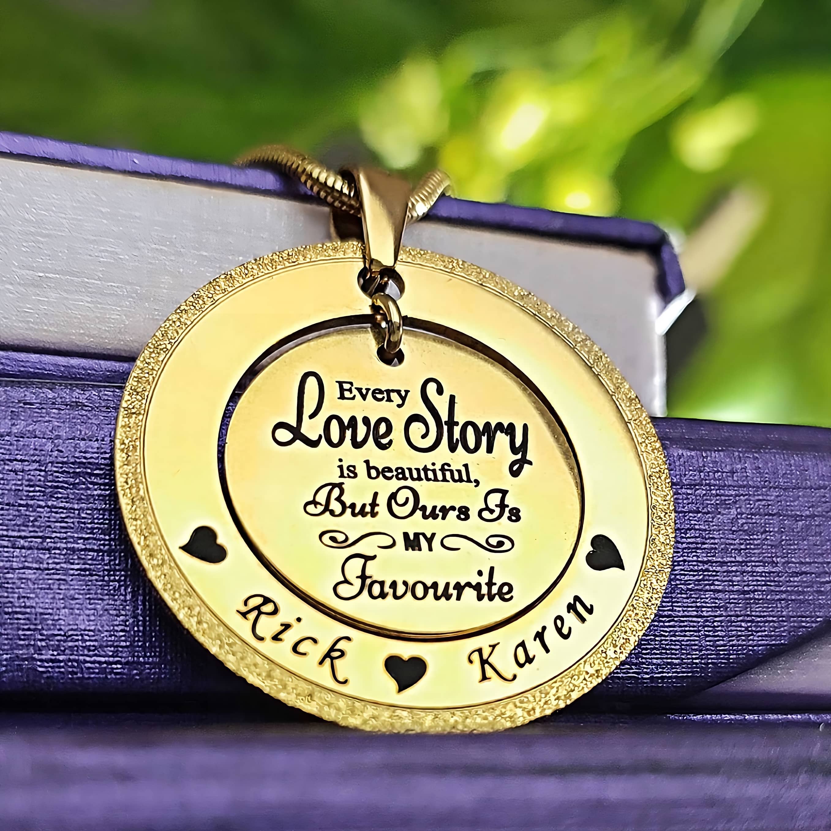 The Symbolism of Personalized Jewelry: Capturing Life's Beautiful Moments