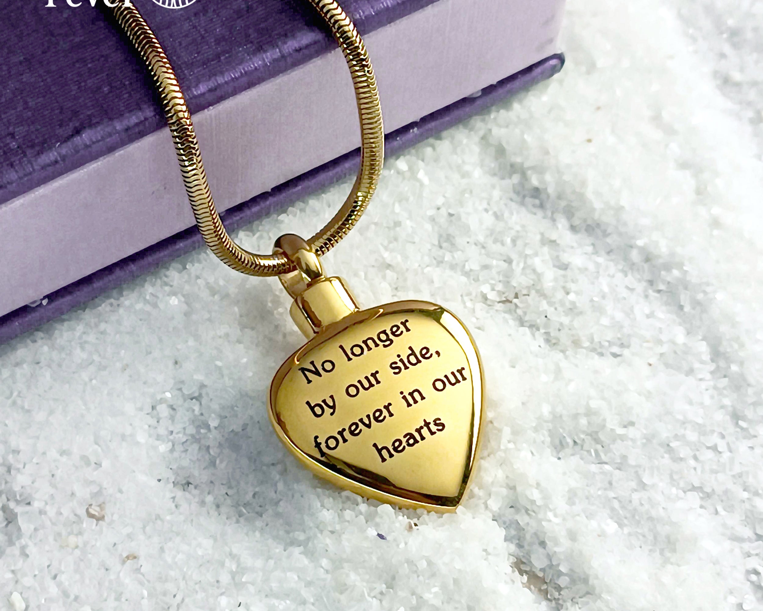 Expressing Love and Remembrance: Personalised Jewellery as a Sympathy Gift