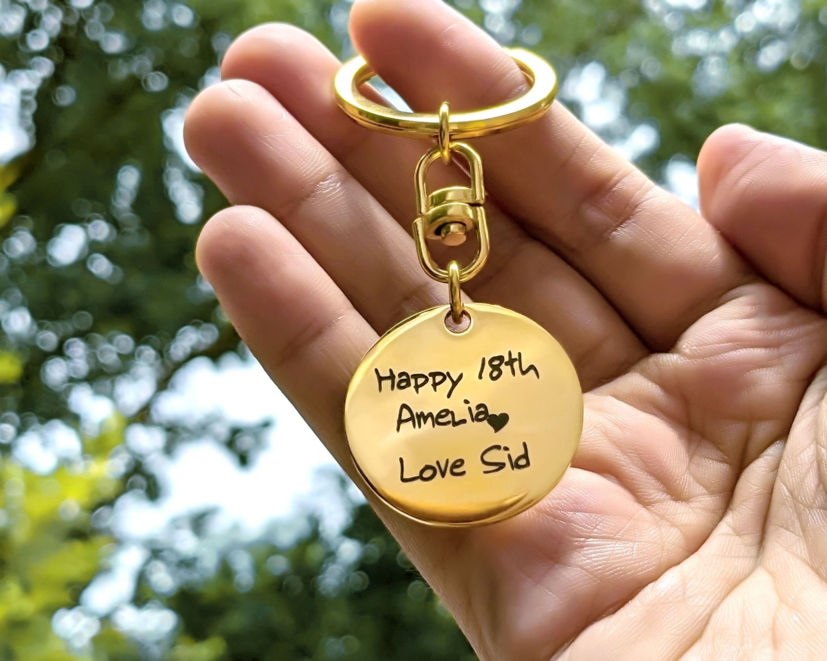 Treasure Your Memories: The Sentimental Value of Personalised Jewellery