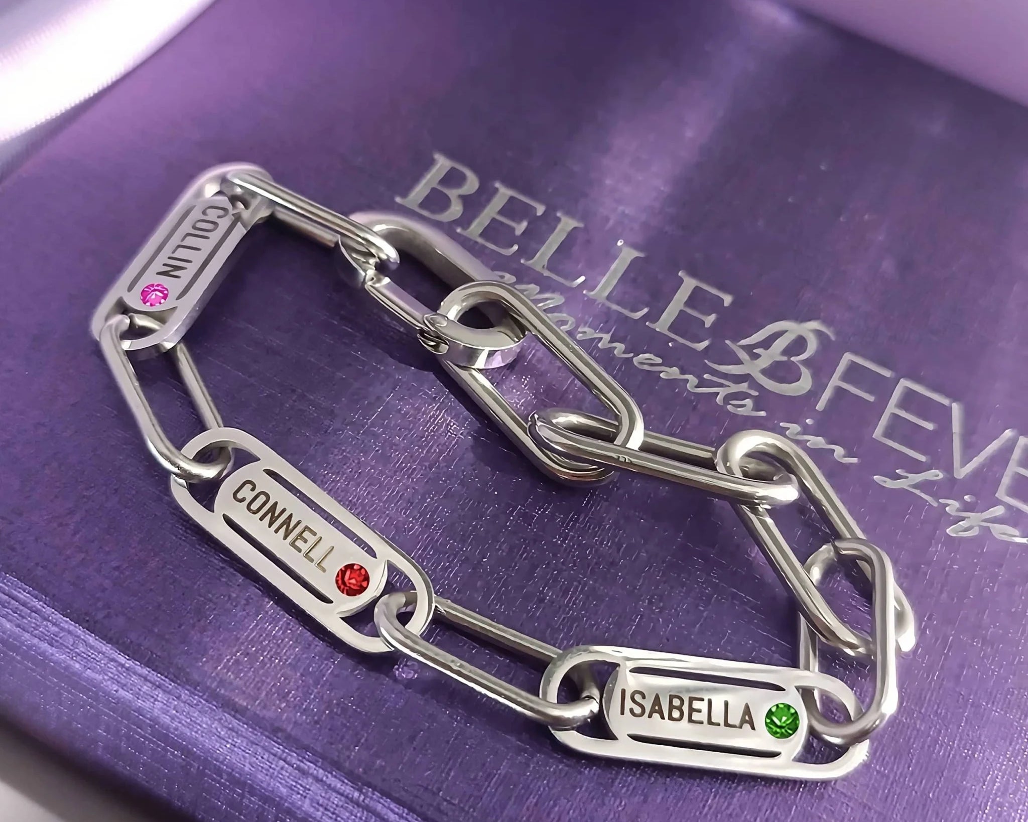 Exploring Unique Font Options for Personalised Jewellery: Adding a Touch of Personality