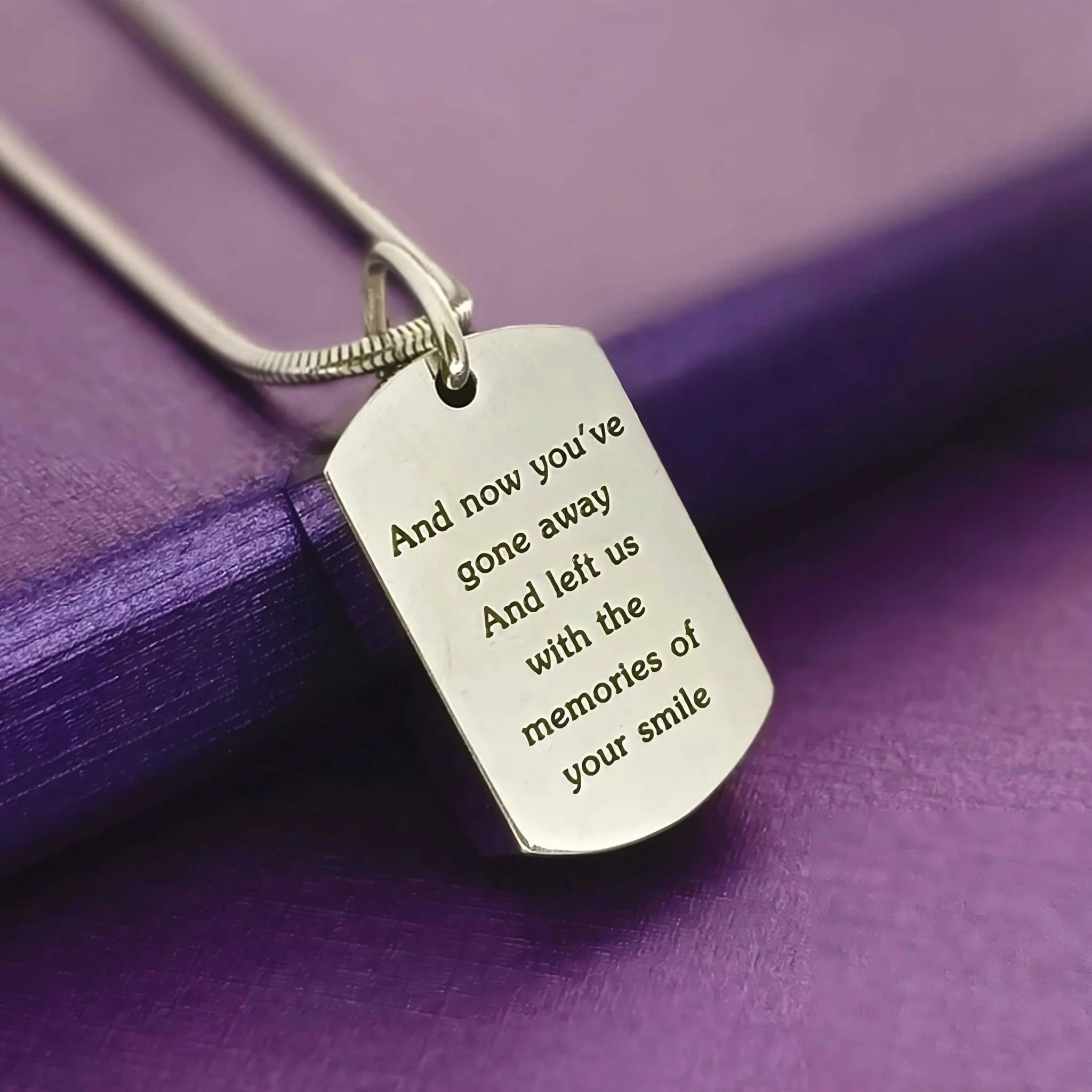 Finding the Right Memorial Jewellery: A Step-by-Step Guide