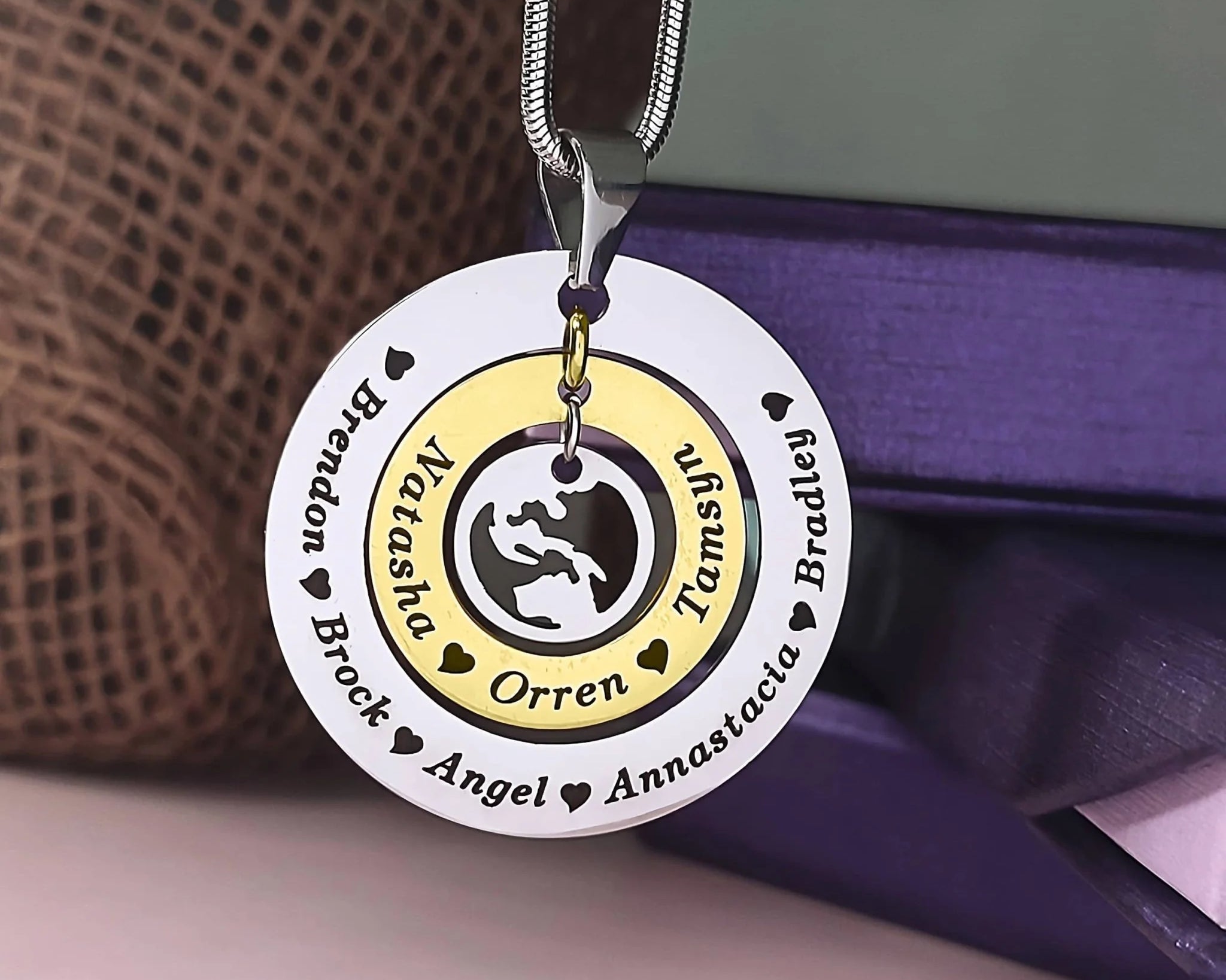 The Latest Trends in Personalised Jewellery for Fashion Conscious Individuals