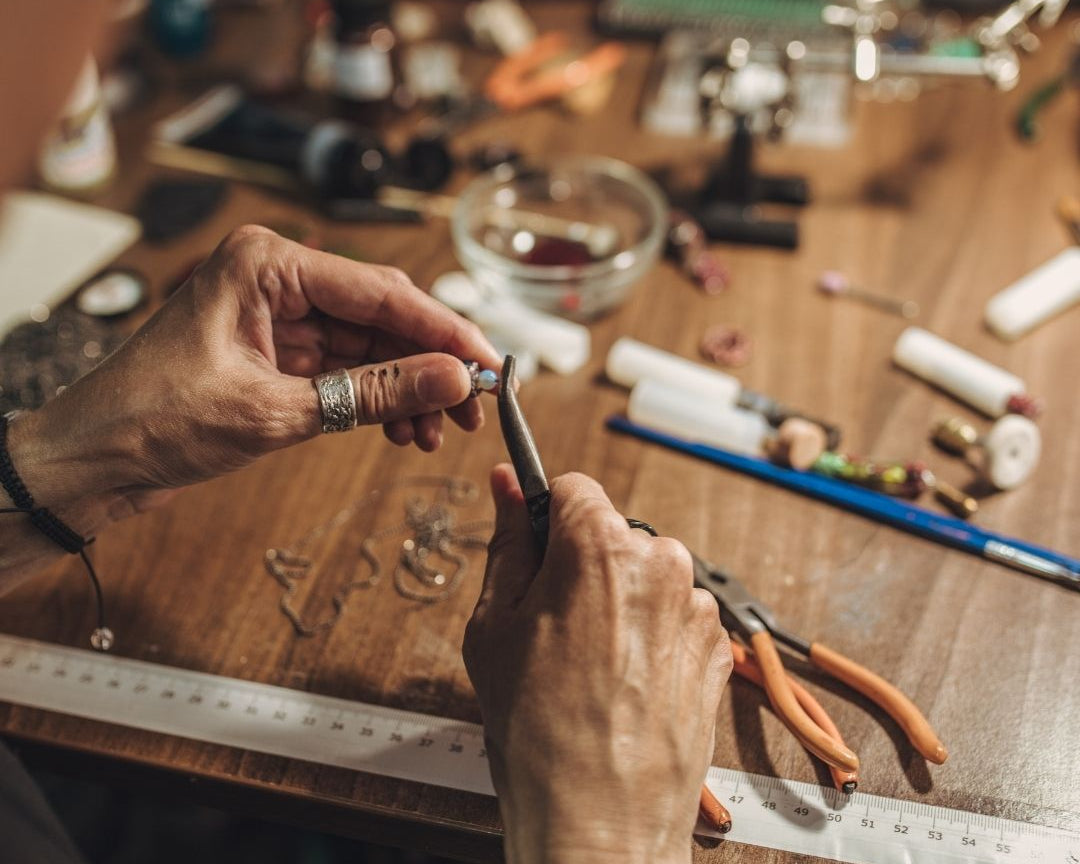 Our jewellery can age just like wine 🍷 - BELLE FEVER