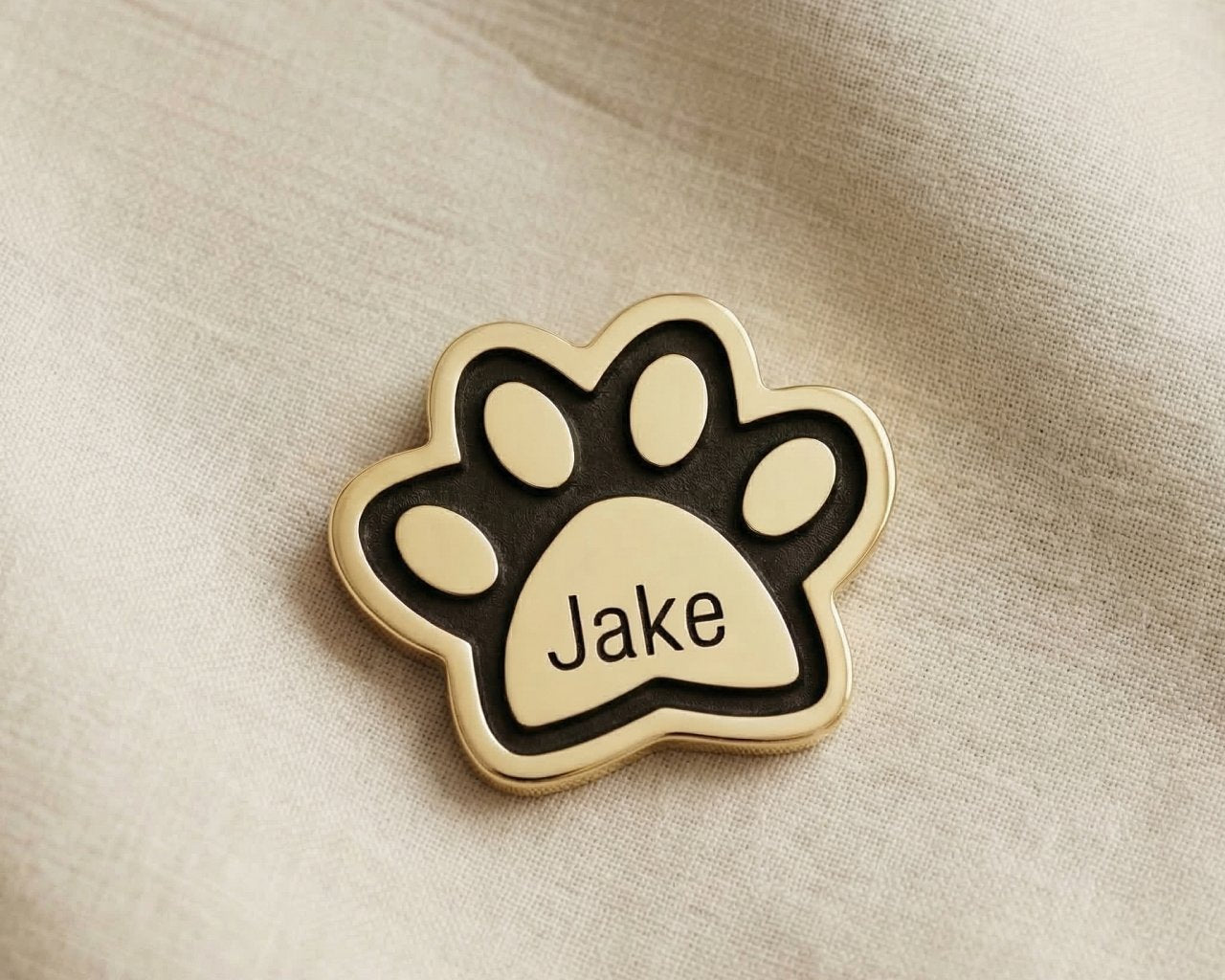 Personalized paw print charm for Dream Locket bracelet designed for pet lovers and memorial keepsake jewelry